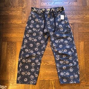 Free People Movie Pull On Barrel Pant with drawstring Navy Floral Sz26 NWT